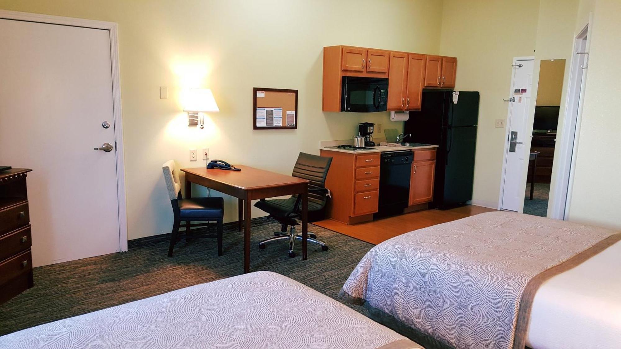 Candlewood Suites Oklahoma City-Moore By Ihg Экстерьер фото